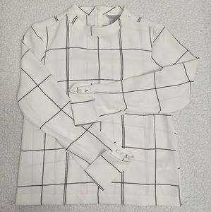 H&M white and black plaid back zip blouse